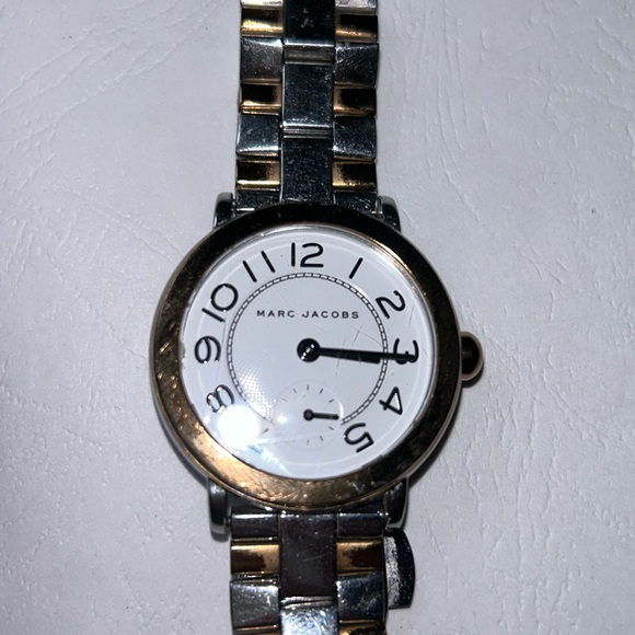 Marc Jacobs link watch - Picture 2 of 4